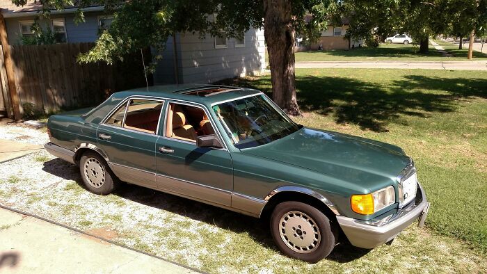 I've Owned This Thing For 9.5 Years Now, Nearing 300k Miles. 1982 Mercedes Benz 300sd