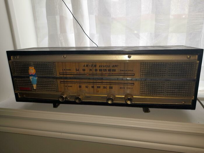 Grandpas Radio Outlived Him