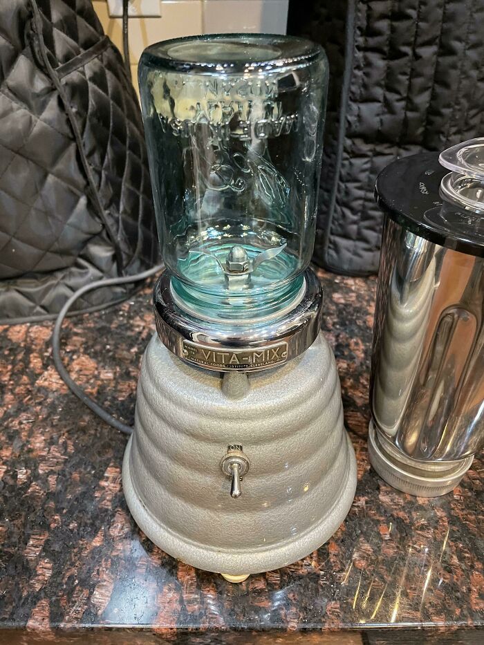 My Bifl Vitamix (Model 10) - 15 Years Owned, Recently Refurbished