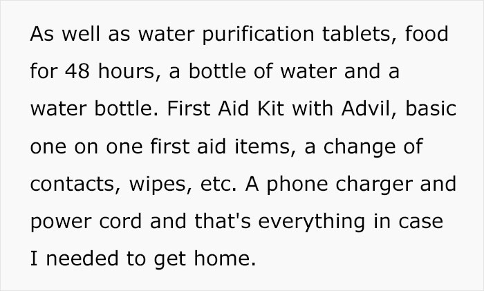 This Woman Has An Emergency “Get Home” Bag She Keeps In Her Car, And Here Are The 26 Items She Keeps Inside This Woman Has An Emergency “Get Home” Bag She Keeps In Her Car, And Here Are The 26 Items She Keeps Inside