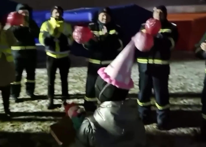 Refugee Camp Volunteers And Local Authorities Throw A Surprise Birthday Party For A 7-Year-Old Ukrainian Girl Refugee Camp Volunteers And Local Authorities Throw A Surprise Birthday Party For A 7-Year-Old Ukrainian Girl