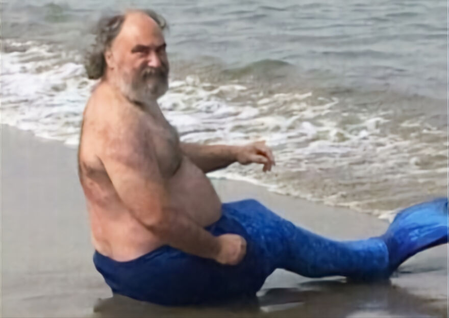 I Found 24 Of The Funniest And Weird Cursed Images