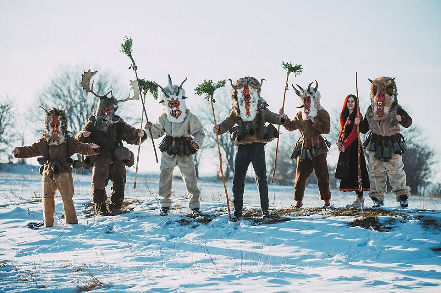 "Kukerstvo": Bulgarian Traditions And Customs (6 Pics)