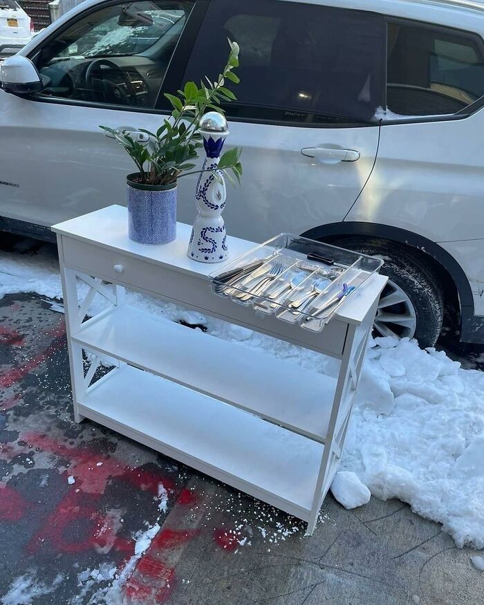 A Move-Out Haul! 194 S 2nd St