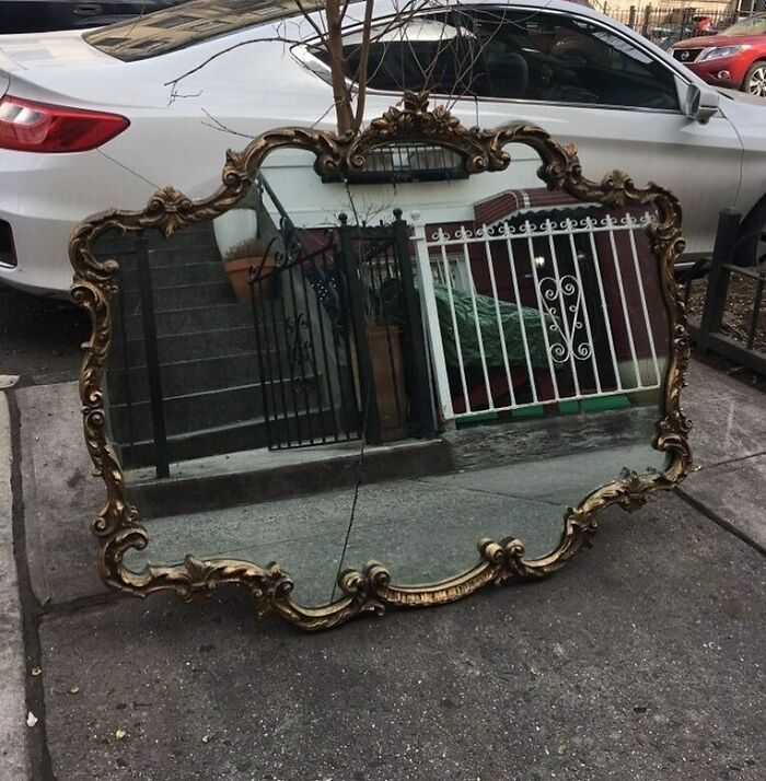 Is This The New Ear Mirror??? It Has A Single Crack St. John’s Between Nostrand And New York Ave!