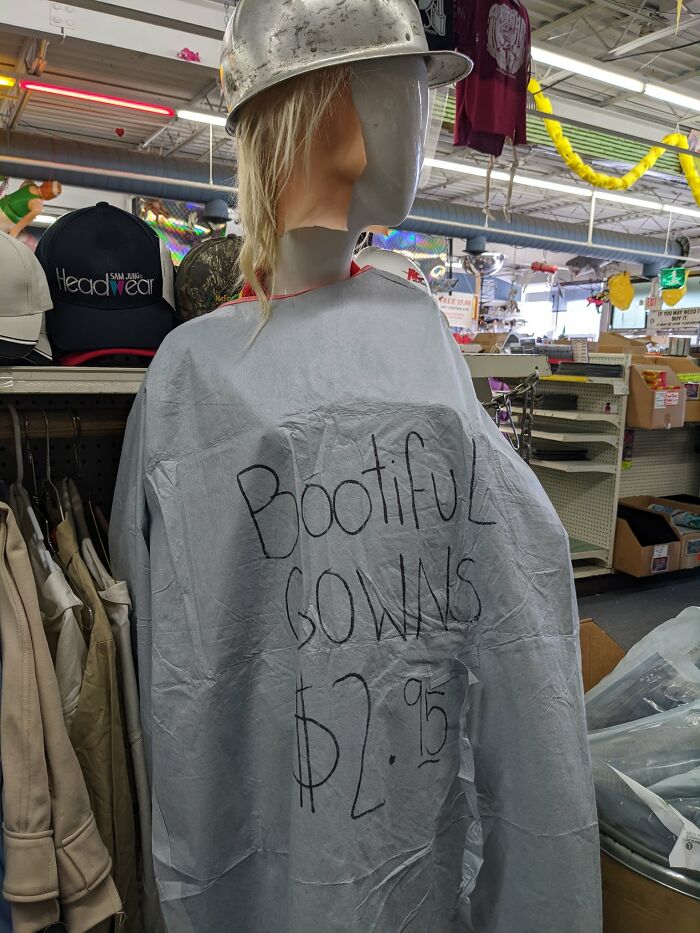 People Are Cracking Up At These 32 Hilariously Labelled Items From A Surplus Store In Minnesota, As Shared By This Twitter User People Are Cracking Up At These 32 Hilariously Labelled Items From A Surplus Store In Minnesota, As Shared By This Twitter User