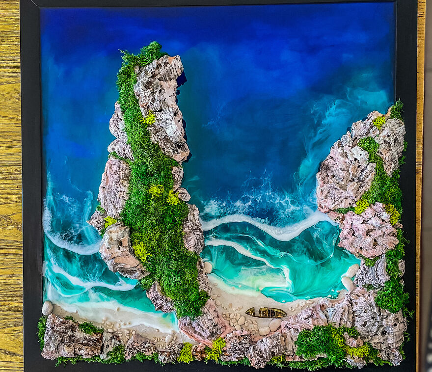 I Made These Beach-And-Lake-Inspired Wall Art Pieces With Preserved Moss