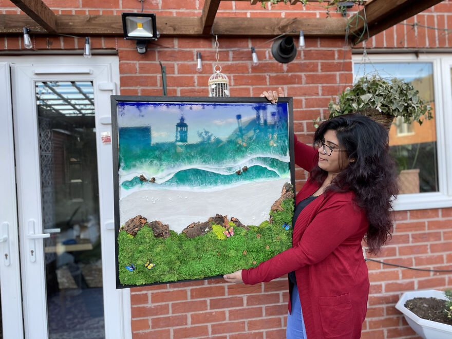 I Made These Beach-And-Lake-Inspired Wall Art Pieces With Preserved Moss