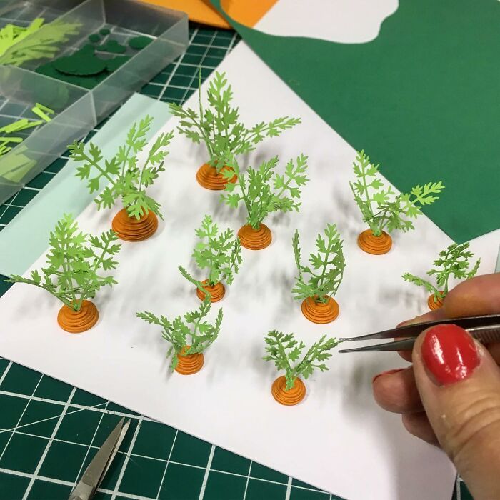 Magnificent Paper Sculptures By Lisa Lloyd (New Pics)