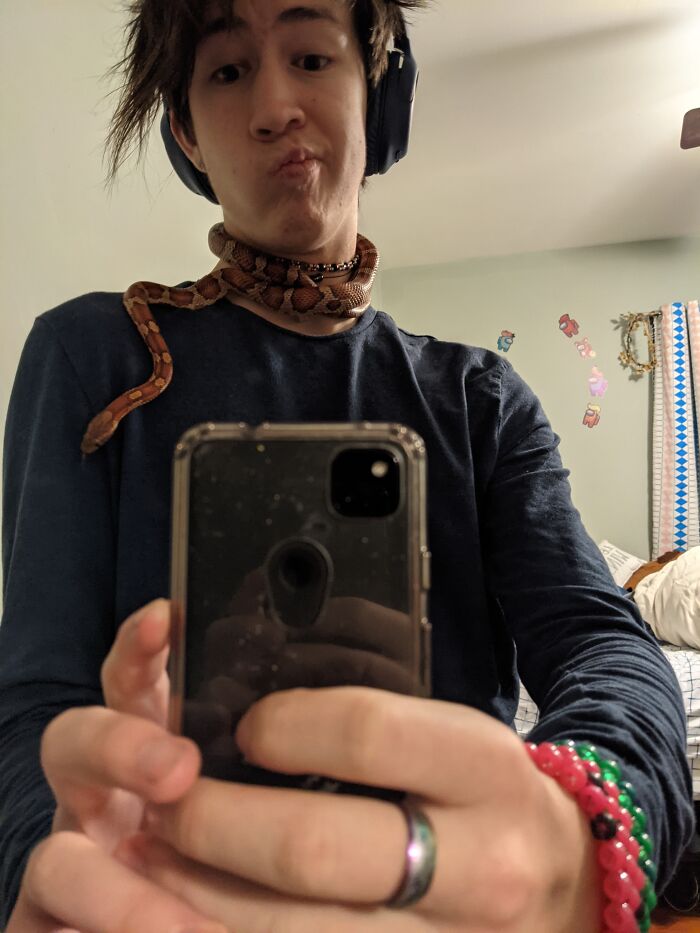 Sneklace