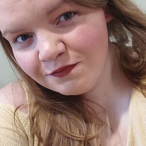 elizabethatwood avatar