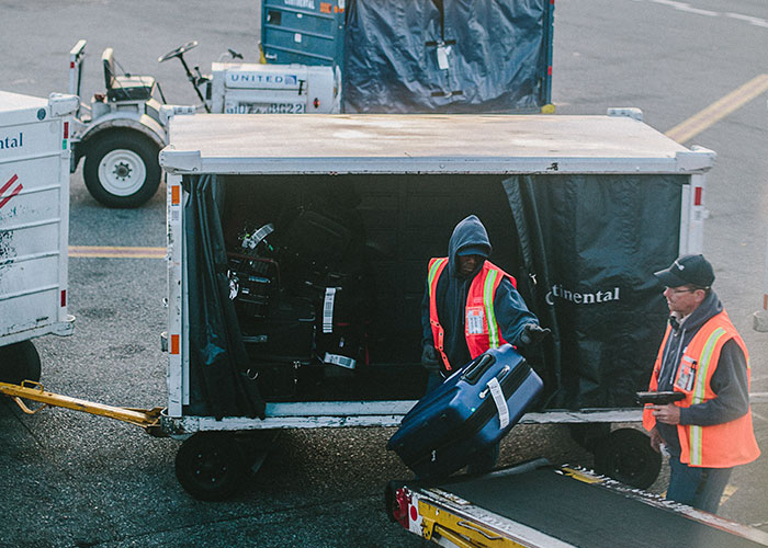 People Who Work In The Airline Industry Share 30 Things Everyone Should Know About Flying