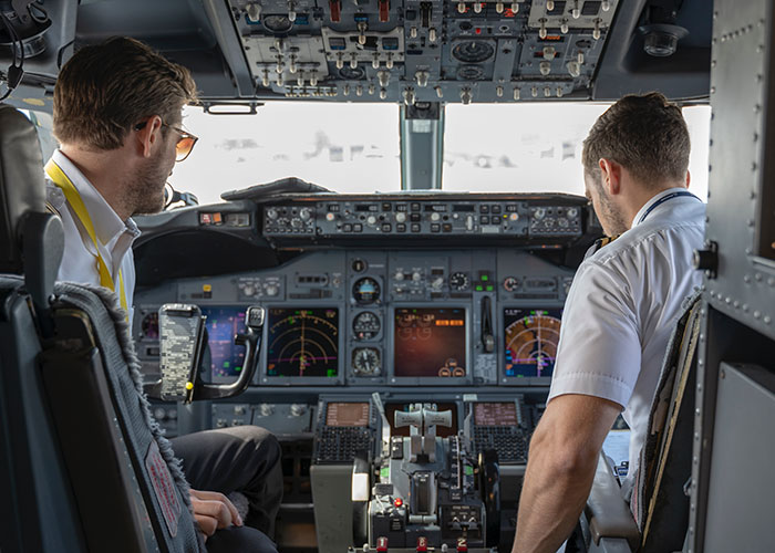 People Who Work In The Airline Industry Share 30 Things Everyone Should Know About Flying