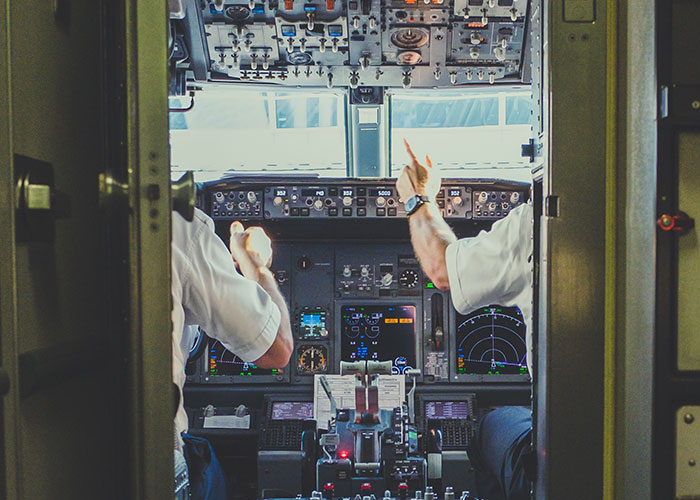 People Who Work In The Airline Industry Share 30 Things Everyone Should Know About Flying