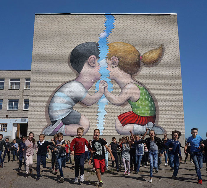 "Keep In Touch". Popasna, Donbass, Ukraine