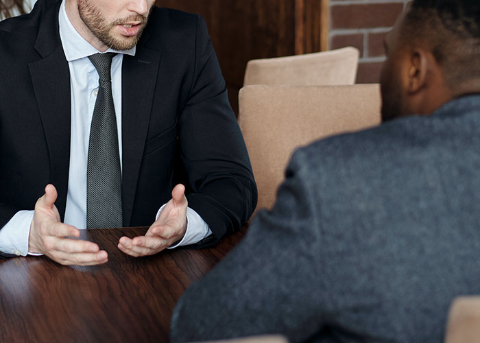 Management Tells Off This Employee For Using Their Days Off Not For Work, They Quit On The Spot Management Tells Off This Employee For Using Their Days Off Not For Work, They Quit On The Spot