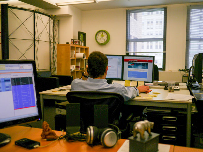 Mistreated Employee Secretly Interviews For Other Jobs, Gets New Job With 40k Raise