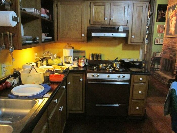 20 Malos hábitos al cocinar que ponen de los nervios a todo el mundo