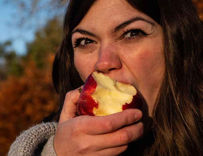 30 Times Moms Projected Their Own Insecurities Onto Their Daughters That They Only Realized Later In Life