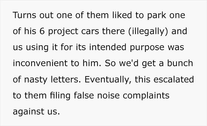 Person Watches Bully Neighbors Get Sweet Revenge, Discovers It's Done By The Crows They Befriended Earlier