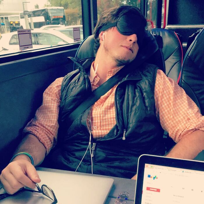 Ex-Google Employee Reveals How Free Perks In The Office Trick Workers Into Actually Working More, Lists Examples From His Job