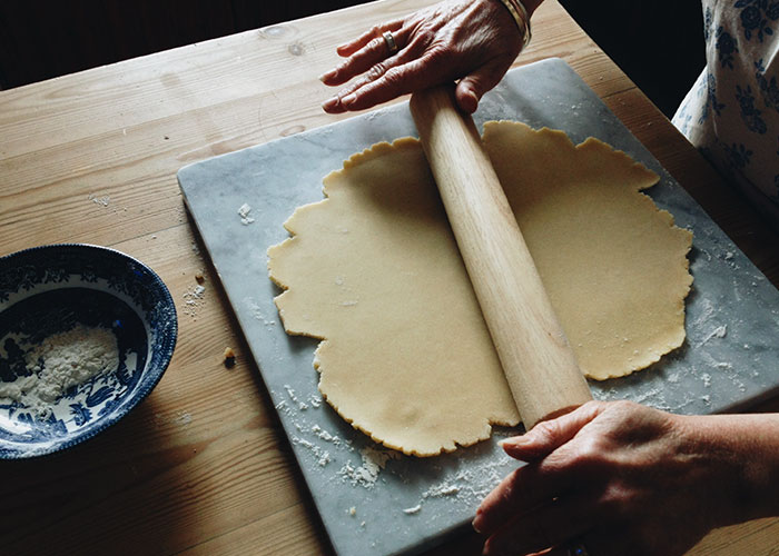 30 People Reveal What Things They Do In Their Kitchen That They Keep A Secret