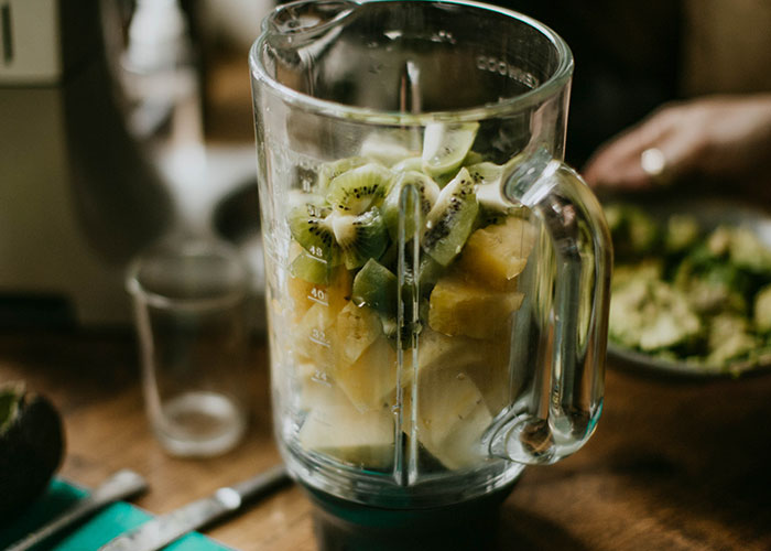 30 People Reveal What Things They Do In Their Kitchen That They Keep A Secret