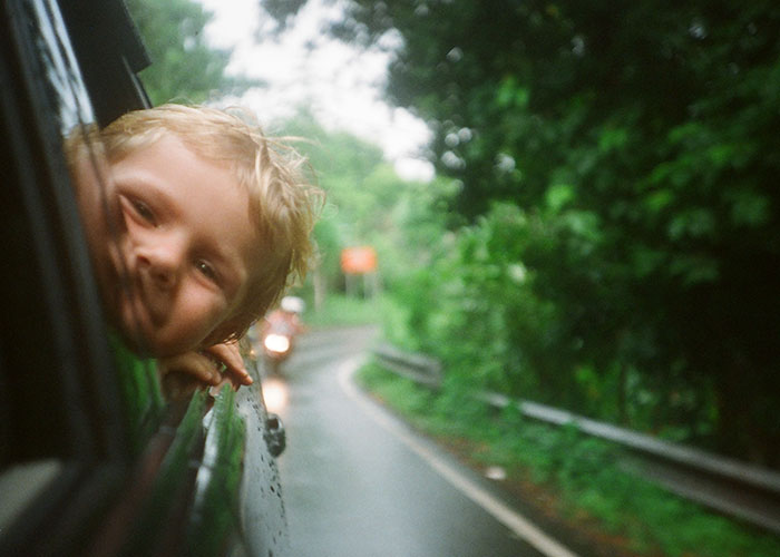 Woman Leaves Her Entitled Boyfriend And His Teen Daughter 800 Miles Away From Home After They Ruined Her Family Vacation