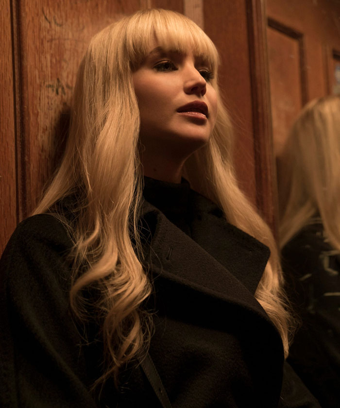 “Escrito por un hombre”: Estas mujeres señalan 20 clichés poco realistas sobre personajes femeninos en libros y películas