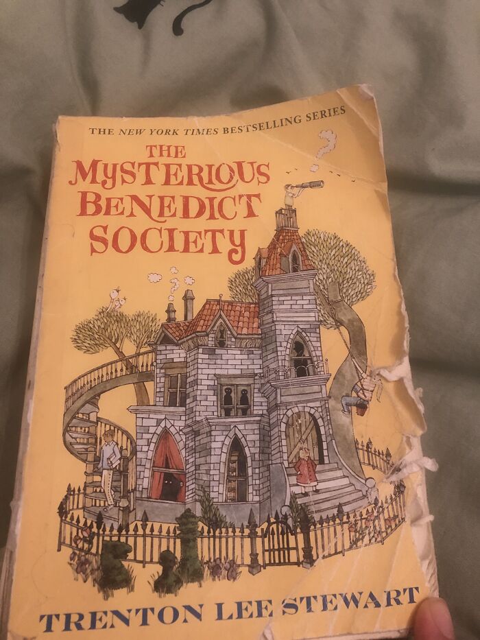 The Mysterious Benedict Society By Trenton Lee Stewart