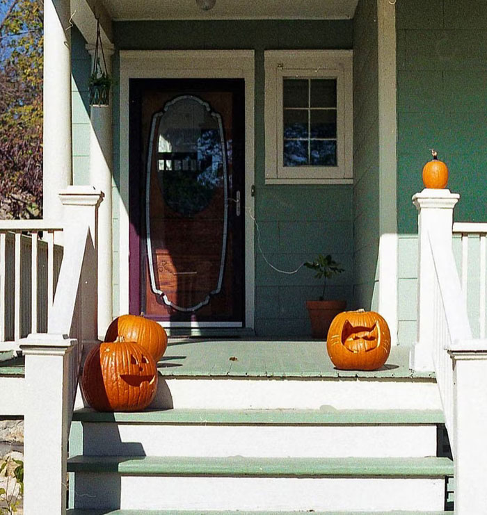 People Share 35 Ridiculous And Infuriating Experiences They Had With Homeowner Associations