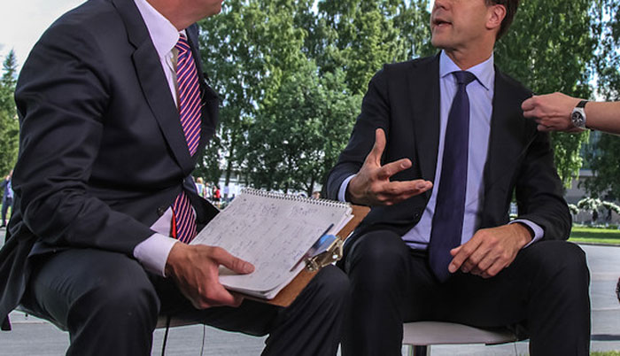 14 Times People Were Shocked By How Ridiculously Formal Minimum Wage Job Interviews Were, And Opposite Stories