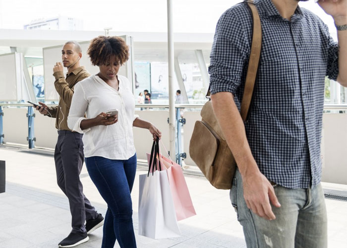 "I'd Do It Again": Husband Can't Stand Wife Being 'Chronically Late', So He Decides To Teach Her A Lesson