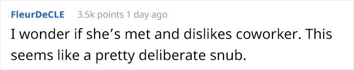 Guy Wonders If He Was Too Harsh After Demanding His Girlfriend Change Her Dress For A Colleague's Wedding Guy Wonders If He Was Too Harsh After Demanding His Girlfriend Change Her Dress For A Colleague's Wedding