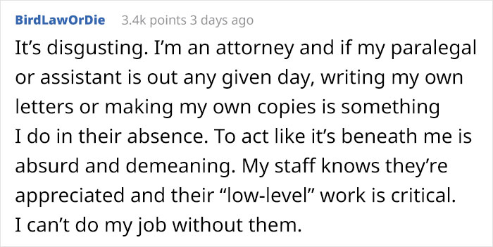 Employee Shares Screenshots Of His Manager Completely Losing It After He Refused To Come In On His Day Off Employee Shares Screenshots Of His Manager Completely Losing It After He Refused To Come In On His Day Off