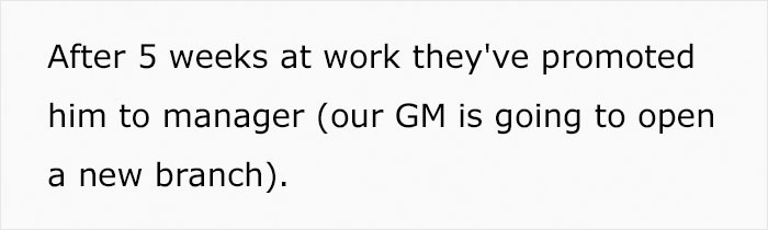 12 Waitresses Decide Not To Show Up For Work After Boss Promotes "Son Of A Friend" Without Any Experience Over Them 12 Waitresses Decide Not To Show Up For Work After Boss Promotes "Son Of A Friend" Without Any Experience Over Them