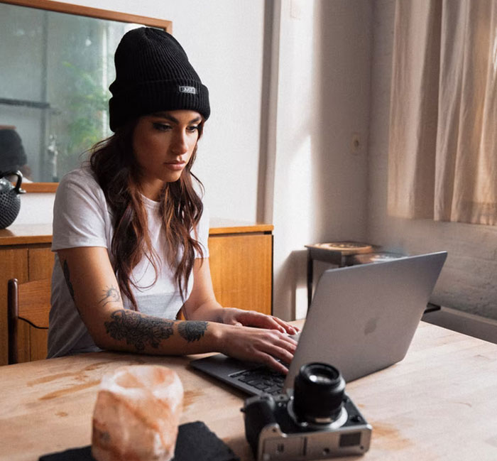 Guy Deletes All Of His Fiancée's Work Because She Doesn't Go With Him To A Birthday Party Guy Deletes All Of His Fiancée's Work Because She Doesn't Go With Him To A Birthday Party