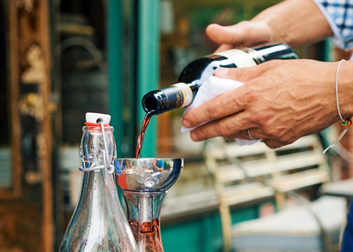 People Are Calling Out Jobs They Think Are 100% Overpaid (30 Answers)