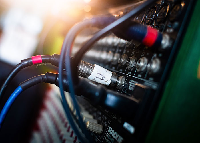 People Are Calling Out Jobs They Think Are 100% Overpaid (30 Answers)