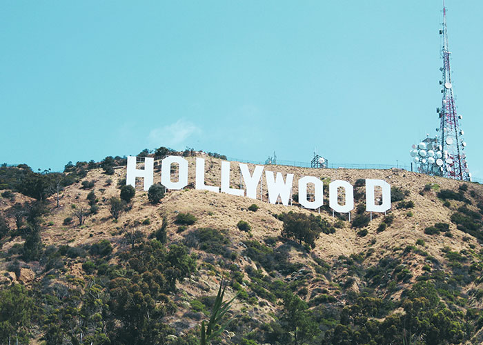 People Are Calling Out Jobs They Think Are 100% Overpaid (30 Answers)