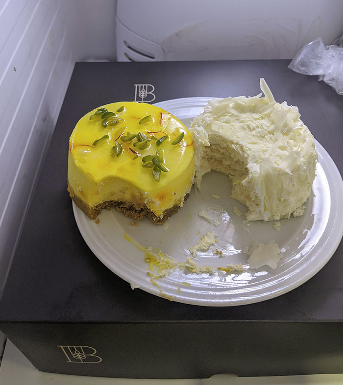 Coworker Announced That She And Her SO Are Finally Pregnant After Years Of Trying, I Got Her A Box Of Pastries To Celebrate