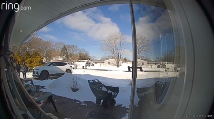 TikToker Catches Realtor Showing Her House Even Though It's Not For Sale, Documents Everything In A Viral TikTok