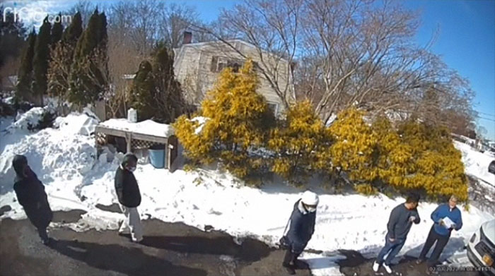 TikToker Catches Realtor Showing Her House Even Though It's Not For Sale, Documents Everything In A Viral TikTok