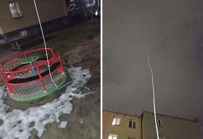 Un cable colgando de la nada, en una zona de juegos. Tiré de él y no pasó nada