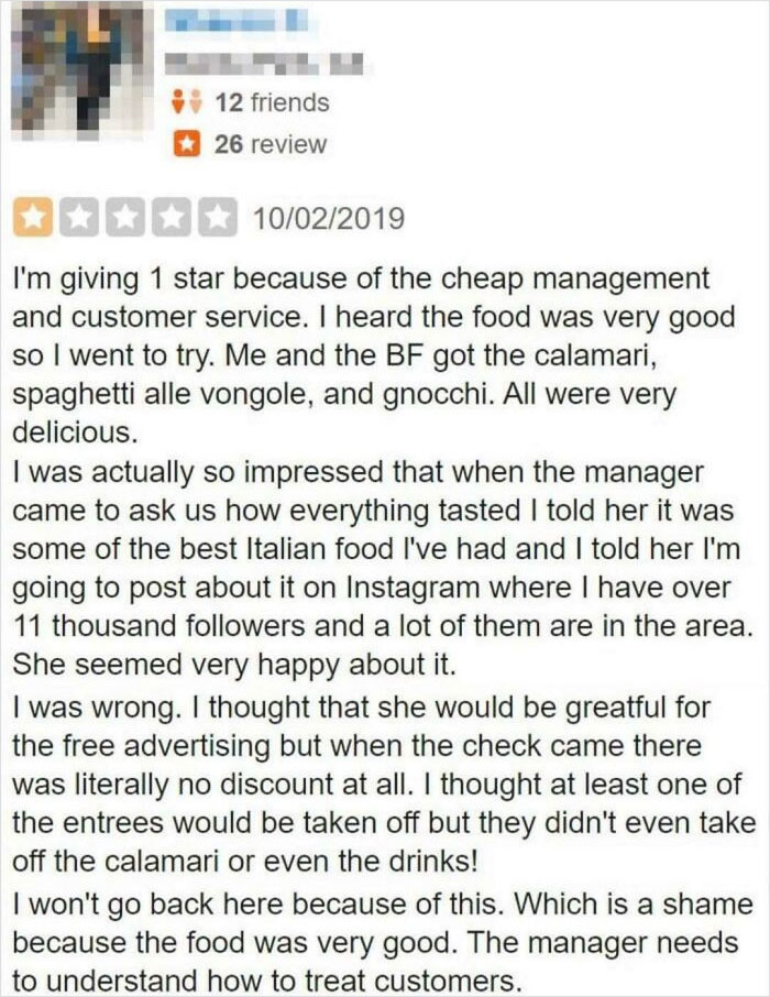 “Influencer” Goes Out To Dinner