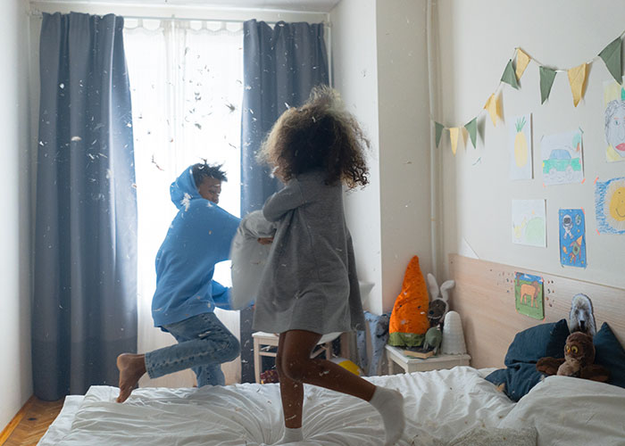 People Are Sharing The Things Those "Without Siblings Will Never Understand" And Here're 30 Of The Most Accurate Ones