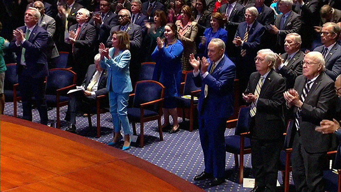 Man Is Upset The President Of Ukraine Didn't Wear A Suit When Addressing The US Congress, Voices It On Twitter, Gets A Major Reality Check Man Is Upset The President Of Ukraine Didn't Wear A Suit When Addressing The US Congress, Voices It On Twitter, Gets A Major Reality Check