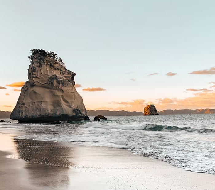 30 Things Tourists Get Wrong About Popular Destinations, According To People Who Live There