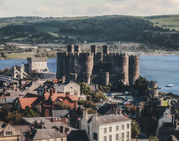 30 Things Tourists Get Wrong About Popular Destinations, According To People Who Live There