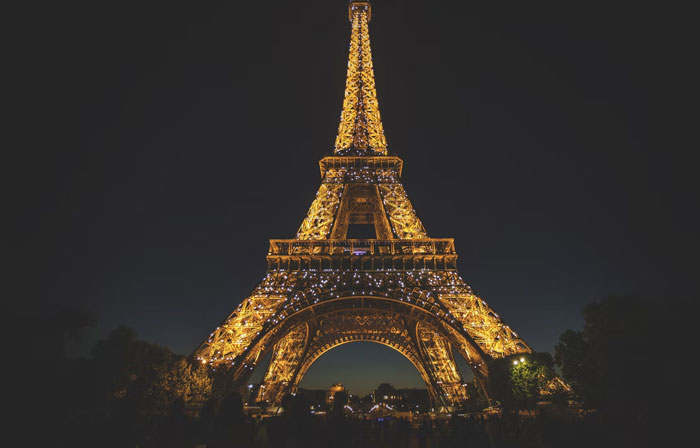 30 Things Tourists Get Wrong About Popular Destinations, According To People Who Live There